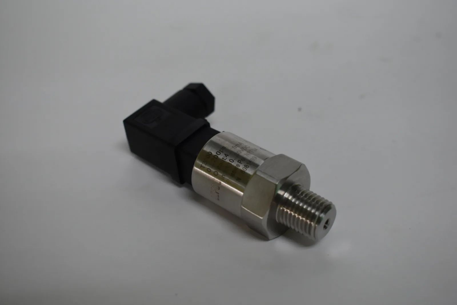 PRESSURE TRANSDUCER T2000 0-10V 30VDC