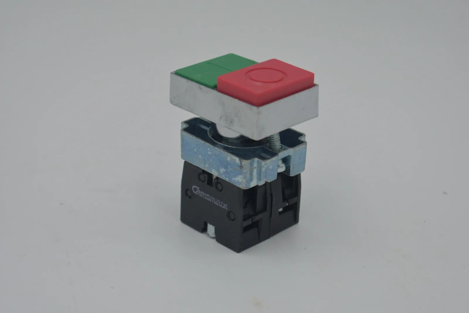 PULSADOR DOBLE 22mm XB2-BL8425