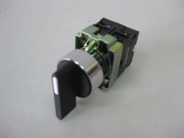 SELECT MAN/LARG 3 POS XB2BJ33 22mm