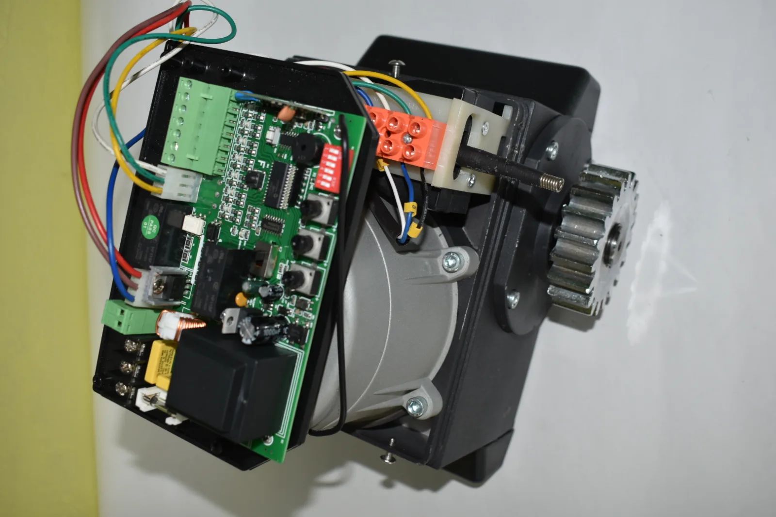 MOTO/PORT MICRO 220V/60HZ C/TARJ 2CONTRO